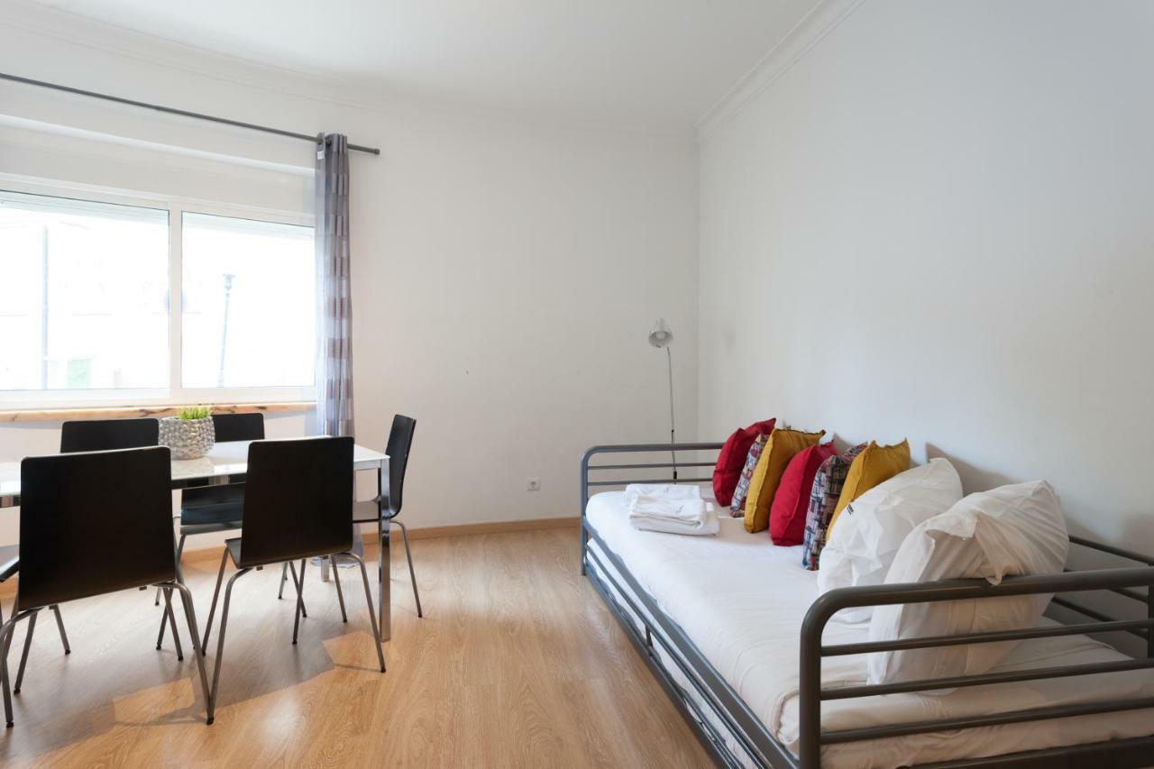 Flh Cosy Apartment In Lapa Lisbona Esterno foto